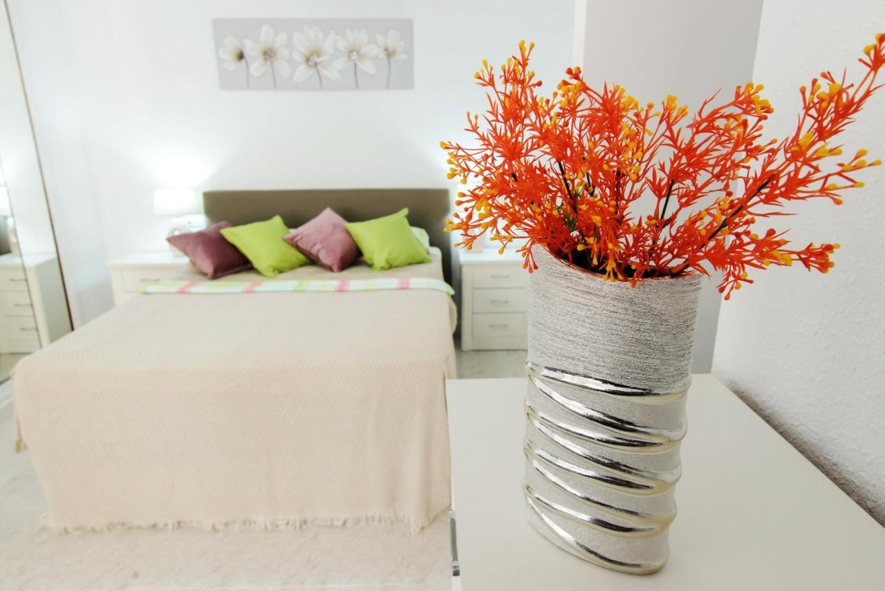 Holiday Suite Playa Del Cura Torrevieja Kültér fotó