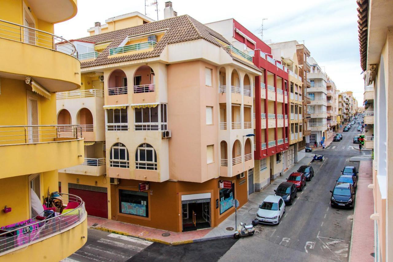 Holiday Suite Playa Del Cura Torrevieja Kültér fotó